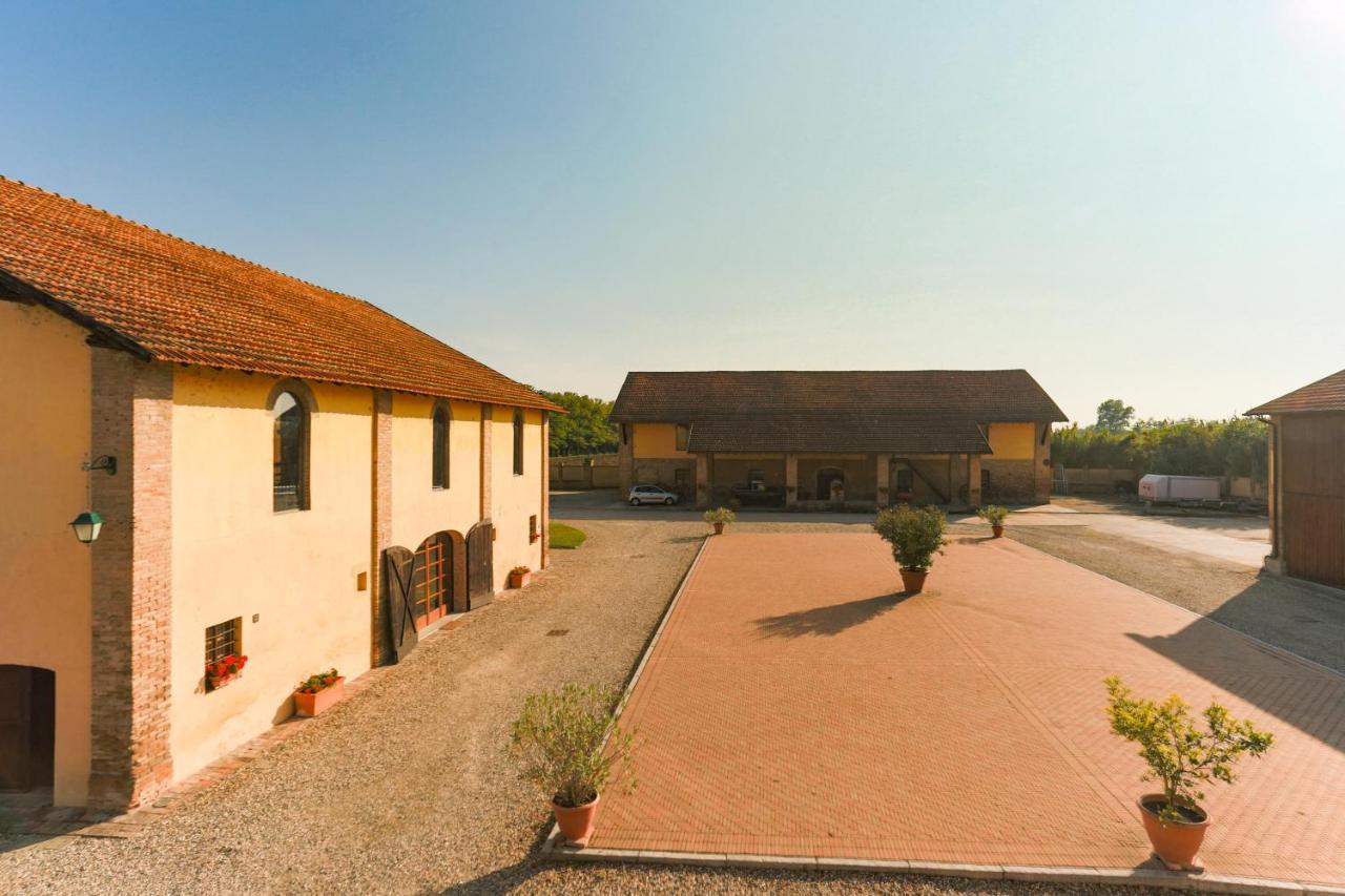 Agriturismo Le Corti Della Gualdana Voghera Exterior photo