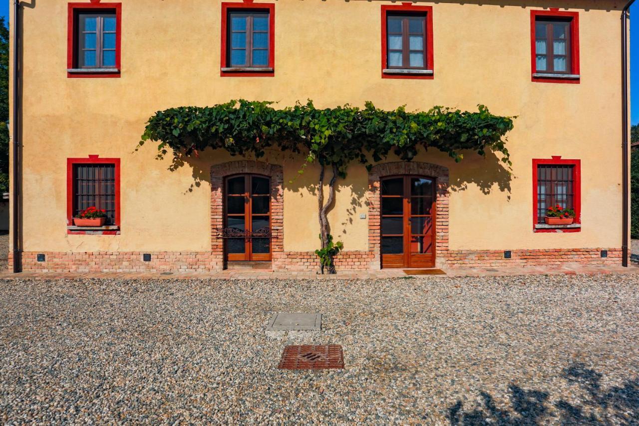 Agriturismo Le Corti Della Gualdana Voghera Exterior photo